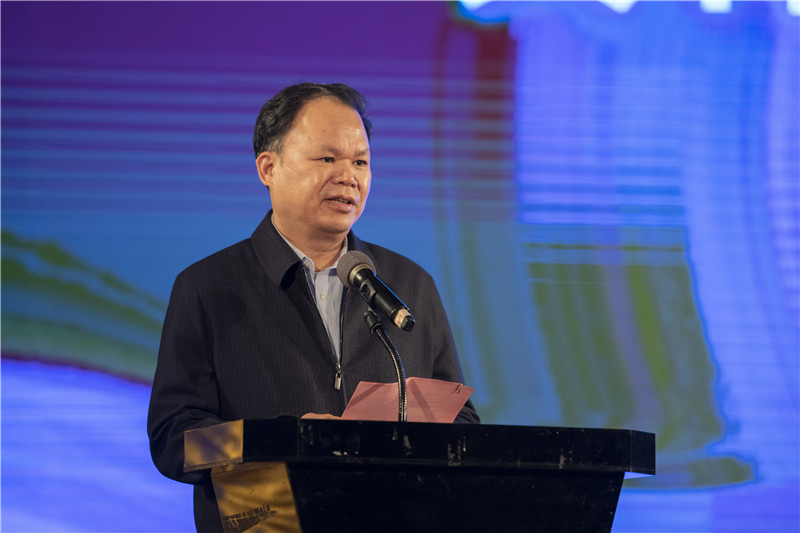4.广西师范大学出版社集团党委书记、董事长黄轩庄致辞.jpg