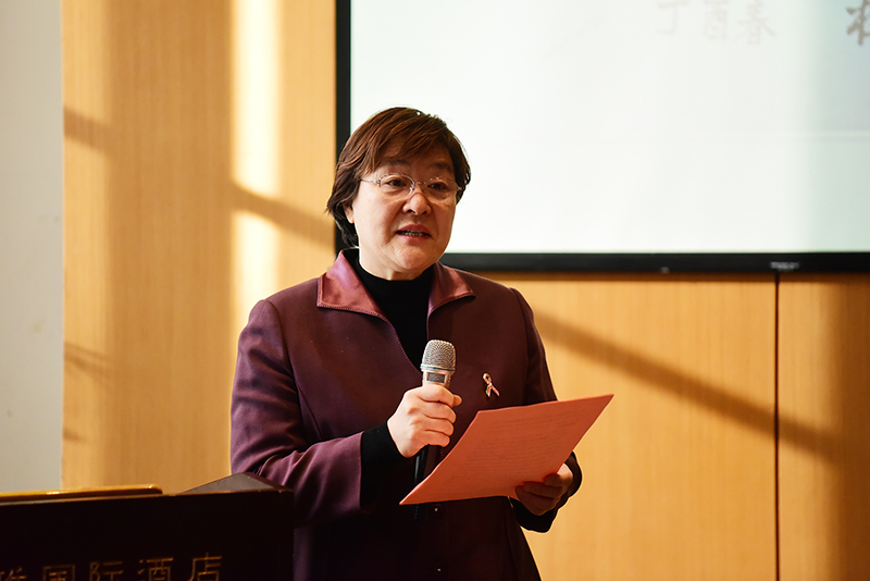 中国抗癌协会康复会秘书长甄荣致辞（李显杨摄）.JPG